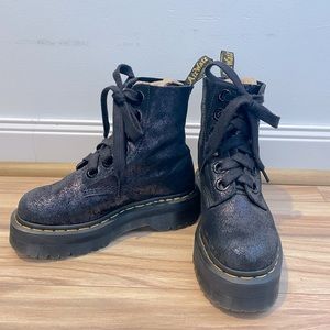 Dr. Martens MOLLY platform soft leather boot in metallic/iridescent.